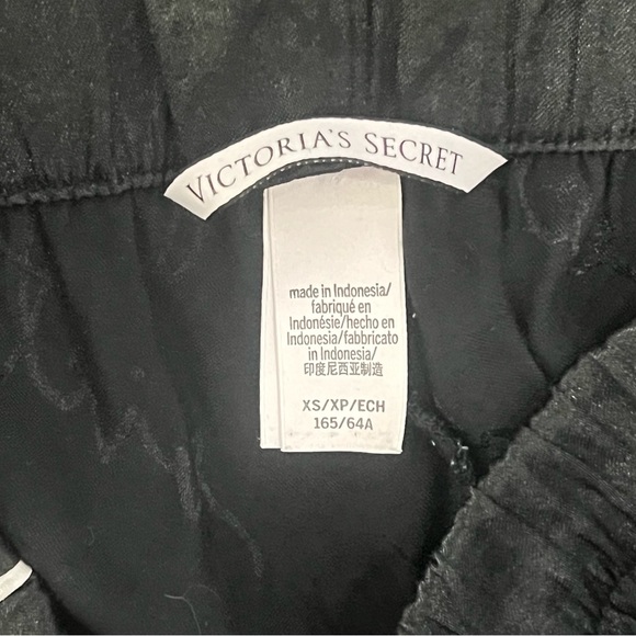 Victoria’s Secret PJ Bottoms - Picture 4 of 10